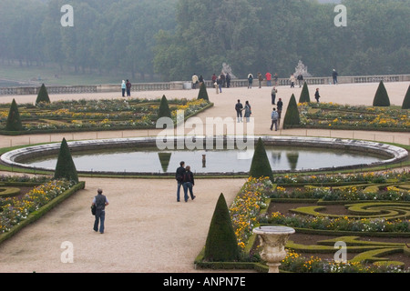 Le parterre et les jardins du château de Versailles Paris France UE Banque D'Images