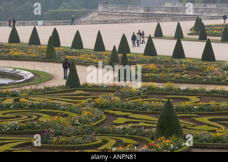 Le parterre et les jardins du château de Versailles Paris France UE Banque D'Images