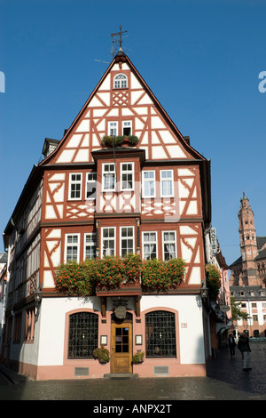 Weinhaus Zum Spiegel 'historique','Augustinergasse, vieille ville, Mayence, Rhénanie-Palatinat, Allemagne Banque D'Images