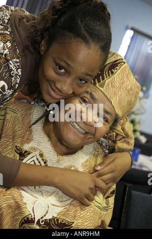 Miami Gardens Florida, grands-parents élevant petits-enfants Appréciation petit-déjeuner, Black Blacks Africains de la minorité ethnique, adolescents adolescents adolescent teena Banque D'Images