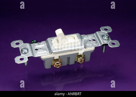 Interrupteur d'éclairage, des composants électriques standard nord-américain Banque D'Images