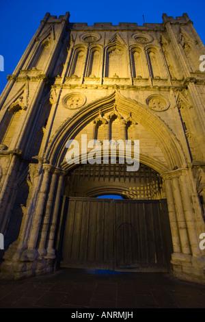 Gatehouse abbaye de nuit. Bury St Edmunds, Suffolk, UK. Banque D'Images