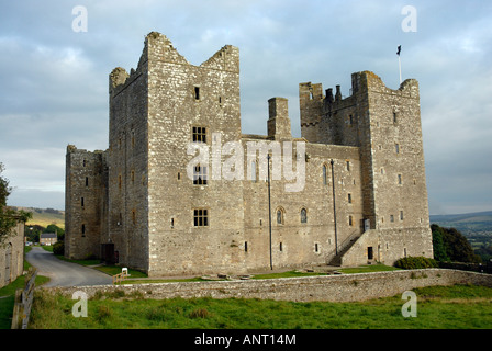 Château Bolton dans Wensleydale North Yorkshire Dales England UK Banque D'Images