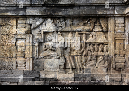 Base de sculpture bouddhiste secours Borobudur Java Indonésie Banque D'Images