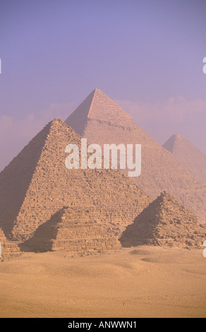 L'Afrique, l'Egypte, Le Caire, Gizeh. Grandes pyramides Banque D'Images