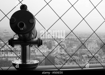 Vue de la Tour Eiffel, télescope, France, Paris Banque D'Images