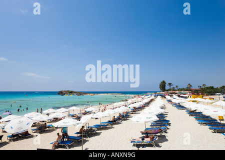 La plage de Nissi, Ayia Napa, Chypre, la Côte Est Banque D'Images