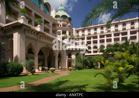 L'INDE, Karnataka, Bangalore : Leela Palace Hotel / Extérieur Banque D'Images