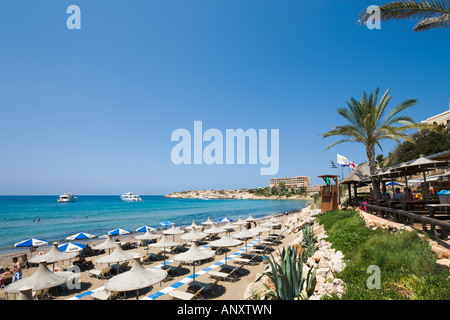 Bar de plage, Coral Bay, près de Paphos, Chypre, Côte Ouest Banque D'Images