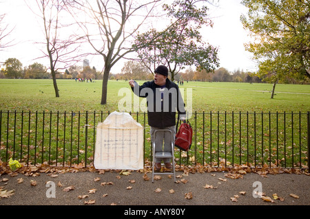 Speakers Corner sur l'échelle de l'homme parler seul Londres Banque D'Images