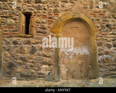 Une porte fermée, en Provence, France. Banque D'Images