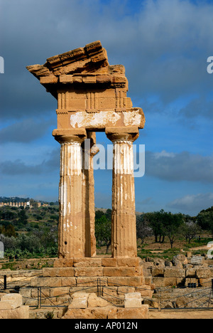 Tempio dei Dioscuri Agrigento Sicile Banque D'Images