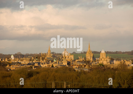 Les flèches d'Oxford de Hinksey Hill et le site du projet Bodleian Library Book Depositary Banque D'Images