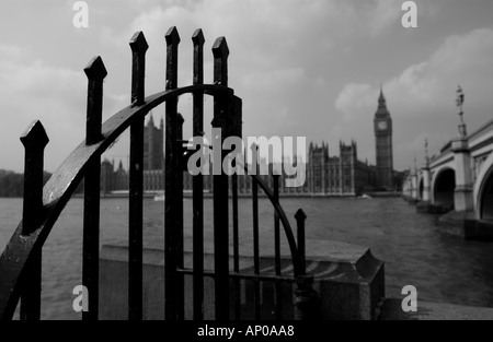 Chambres du Parlement, Big Ben Westminster London angleterre prise en septembre 2002 Banque D'Images