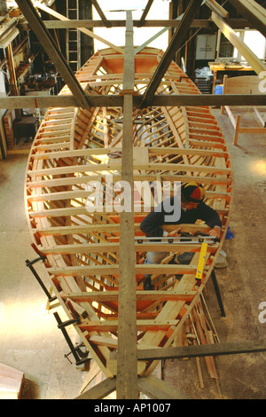 Yacht de 30 pieds traditionnels en construction bois Huon Valley Tasmanie Australie Banque D'Images