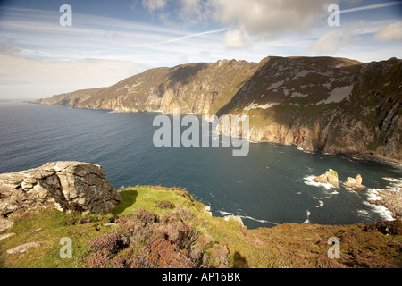 Sud-ouest de l'Irlande Donegal Slieve League Les plus hautes falaises maritimes d'Europe déposer 600m dans l'océan Atlantique Banque D'Images