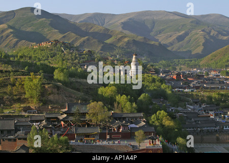 Montagnes, Wutai shan, montagne, une grande terrasse Cinq Pagode Blanche, bouddhiste, centre ville de Taihuai, province de Shanxi, Chine, Asie Banque D'Images