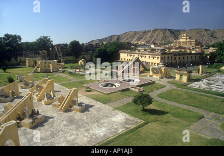 Sommaire des instruments astronomiques au Maharaja Jai Singh11 observatoire Jantar Mantar à Jaipur, Rajasthan Inde 1716 Banque D'Images