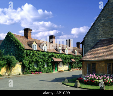 Go - WORCESTERSHIRE : Overbury Village Banque D'Images