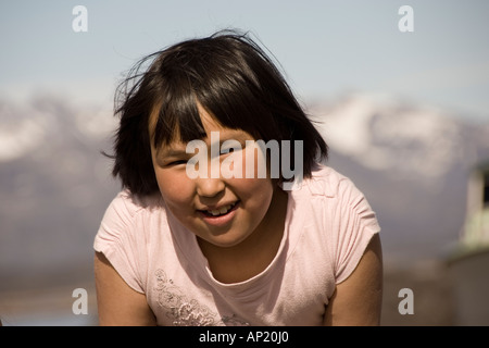 Fille Inuit Maniitsoq ou Sukkertoppen Groenland Danemark Banque D'Images