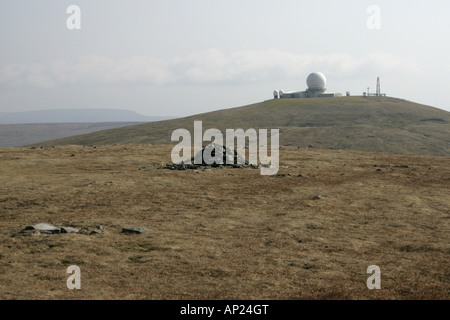 Grand Dun a chuté de peu de Dun est tombé dans le North Pennines, Cumbria, Angleterre Banque D'Images