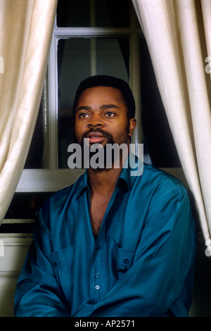 Ben Okri auteur Simon Photo Grosset Banque D'Images