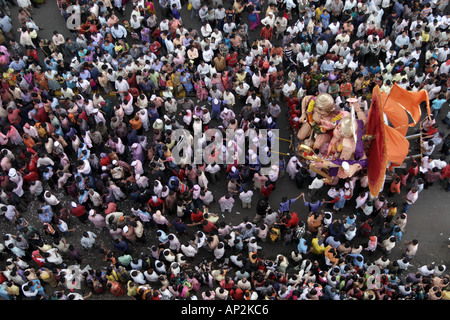 AAD72372 festival Ganesh Inde Maharashtra Mumbai procession Banque D'Images
