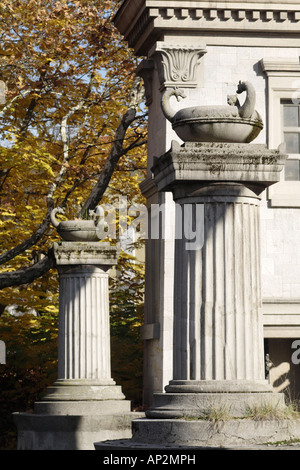 La rivière Ljubljanica détail barrière, conçu par l'architecte Joze Plecnik. Ljubljana, Slovénie. Banque D'Images