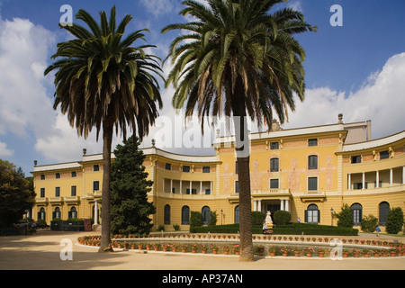 Palau Reial de Pedralbes, Kings Palace, Pedralbes, Barcelone, Espagne Banque D'Images