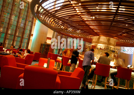 Le Bar Atrium, l'hôtel Pan Pacific, Singapour Banque D'Images