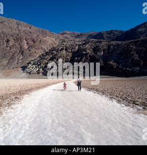 Badwater, le point le plus bas dans la partie continentale des États-Unis à 282ft, Death Valley, California, USA Banque D'Images