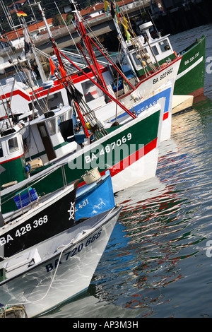 France Aquitaine Pyrénées atlantiques saint jean de luz - bateaux de pêche dans le port Banque D'Images