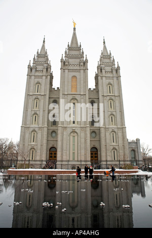 LDS Temple SLC la réflexion. Église de Jésus-Christ des Saints des Derniers Jours. Salt Lake City, Utah. Banque D'Images