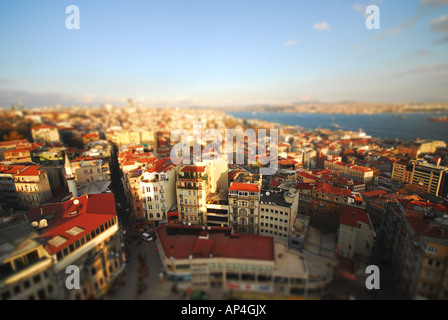 ISTANBUL, TURQUIE. Un Tilt-shift vue sur le quartier de Galata Beyoglu vers le Bosphore. L'année 2007. Banque D'Images