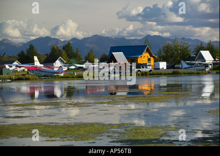 USA, Alaska, Anchorage : Lake Hood Harbor Air Base d'hydravion la plus fréquentée au monde Banque D'Images