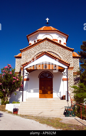 Une petite église orthodoxe grecque Egnatia à près de Kavala Grèce Banque D'Images