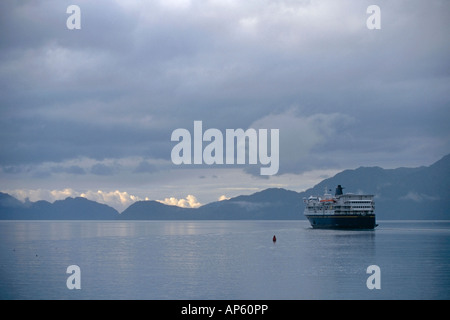 L'Alaska Marine Highway Ferry M/V départ de Kennicott Seward. L'été sur la presquîle de Pennisula Centre Sud de l'Alaska. Banque D'Images