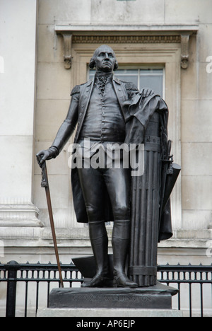 Statue de George Washington à l'extérieur de la National Gallery, Trafalgar Square, Londres, Angleterre Banque D'Images