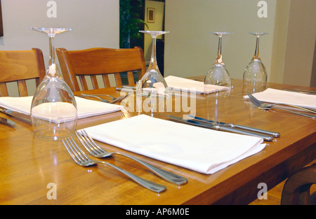 Salle à manger du restaurant Foxhunter près d'Abergavenny South Wales UK Banque D'Images