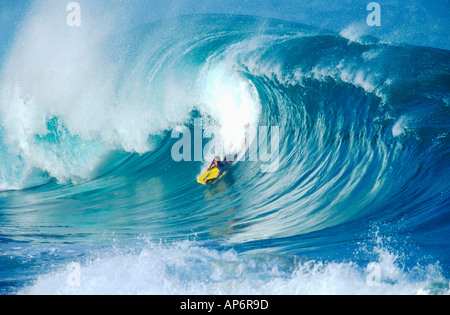 Bodyboard action, Waimea Bay, Oahu, Hawaii, USA Banque D'Images