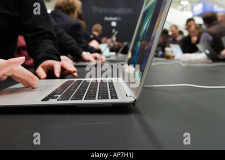 Ordinateur portable MacBook Air MacWorld 2008 profile Banque D'Images