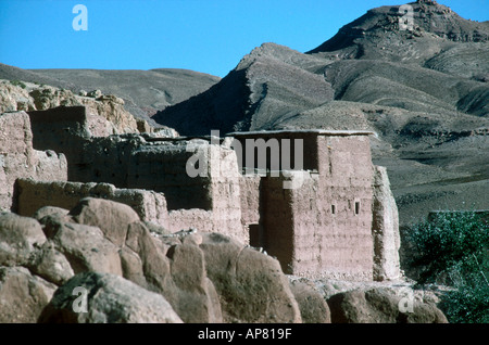 Les murs en ruine du village, le Maroc, l'Afrique Banque D'Images