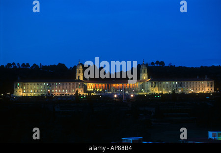 Édifice du Parlement éclairé la nuit, Pretoria, la Province de Gauteng, Afrique du Sud Banque D'Images
