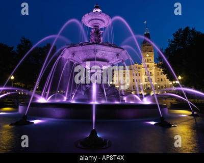 Canada Québec Québec La Fontaine de Tourny a été conçu par le sculpteur Mathurin Moreau Banque D'Images