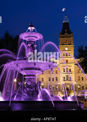 La ville de Québec Québec Canada, Parlement de la Fontaine de Tourny a été conçu par le sculpteur Mathurin Moreau Banque D'Images