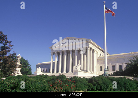 Washington DC extérieur du bâtiment de la Cour suprême des États-Unis. Palais de justice fédéral. Droit américain. USA site touristique Banque D'Images