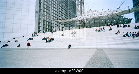 La Grande Arche au quartier des affaires de la Défense complexe dans la ville de Paris en France en Europe Banque D'Images