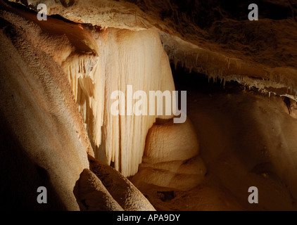 La "Cascade de glace" dans Jewel Cave, l'ouest de l'Australie. Banque D'Images