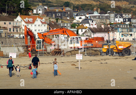 Les travaux de construction de la cale de halage, Lyme Regis Dorset dans le sud de l'Angleterre UK European Banque D'Images