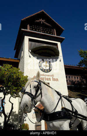 Cheval en calèche au Bavarian Inn restaurant dans la ville de Allemand-américains Frankenmuth Michigan USA Banque D'Images